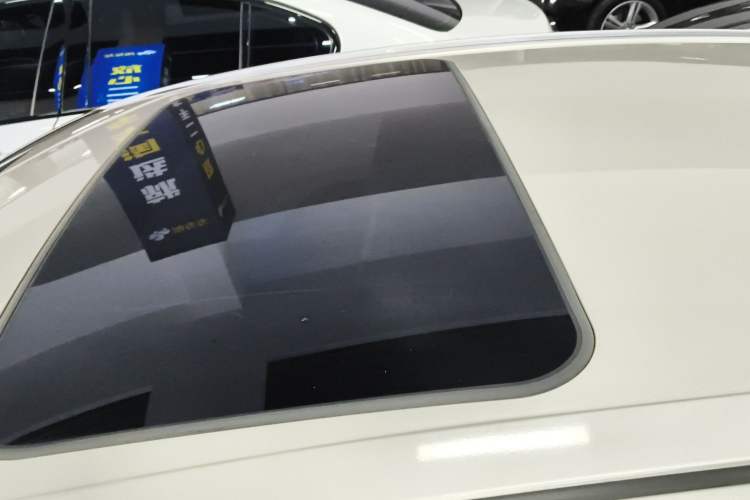 Used Toyota Camry 2019 Revised Version 2.0G Luxury Edition
