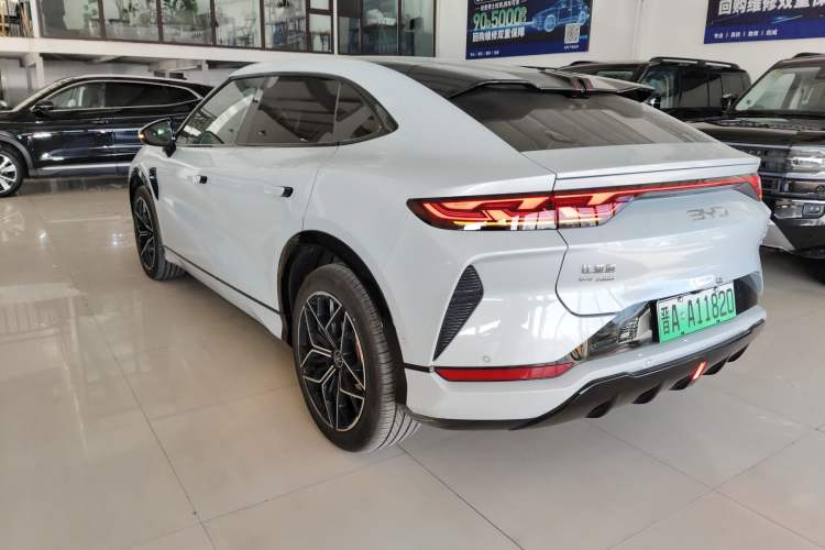 Used BYD Song L EV 2025 Intelligent Driving Version 602 km Range LiDAR-equipped All-Wheel-Drive Type