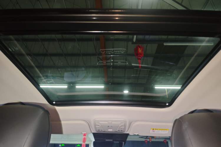 Used Hongqi HS5 2023 2.0T Qixiang Pro Edition
