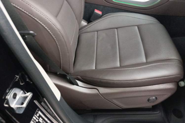 Used Mercedes-Benz GLE 2023 GLE 350 4MATIC Stylish Model