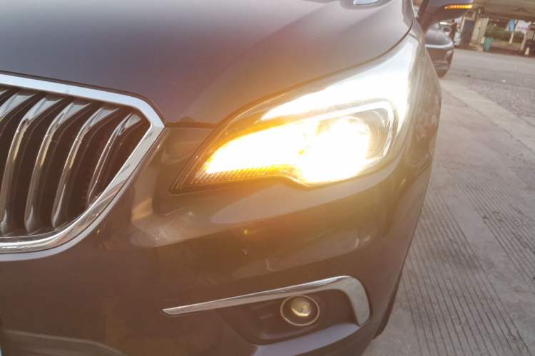 Used Buick Envision 2015 20T Two-Wheel-Drive Elite Model
