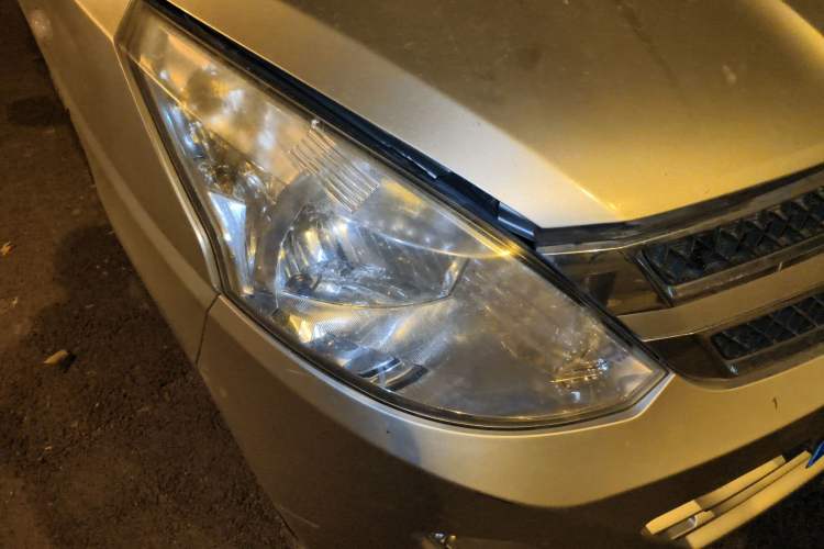 Used Wuling Rongguang V 2016 1.5L Standard Version
