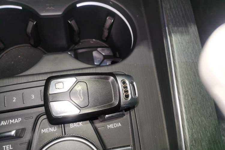 Used Audi A4L 2017 40 TFSI Style Edition
