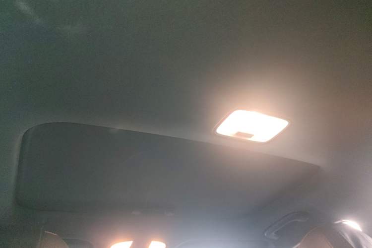 Used Hyundai Elantra 2019 1.4T Dual-Clutch Xuan Dong · Dynamic Model
