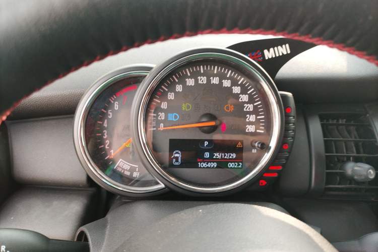 Used  MINI 2014 1.2T ONE
