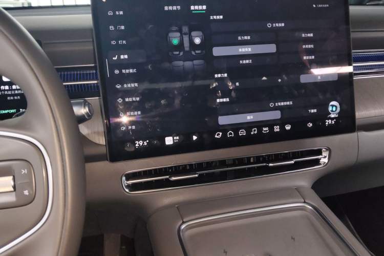 TDK.VehicleDetails.img