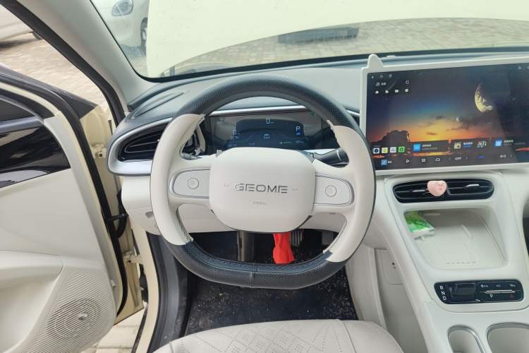 Used Geely Galaxy Geome 2025 310km Dream Edition
