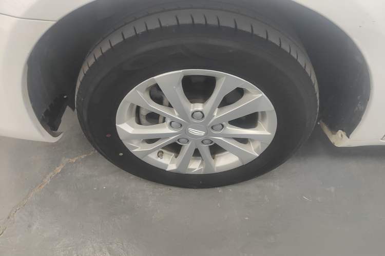 Used Geely Auto Emgrand 2021 UP 1.5L Manual Comfort Model