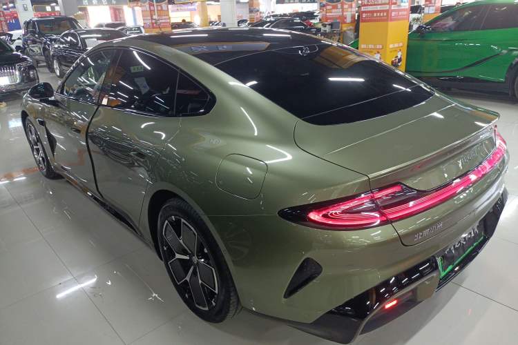 Used Xiaomi Auto SU7 2024 Rear-Drive Long-Range Intelligent Driving Version