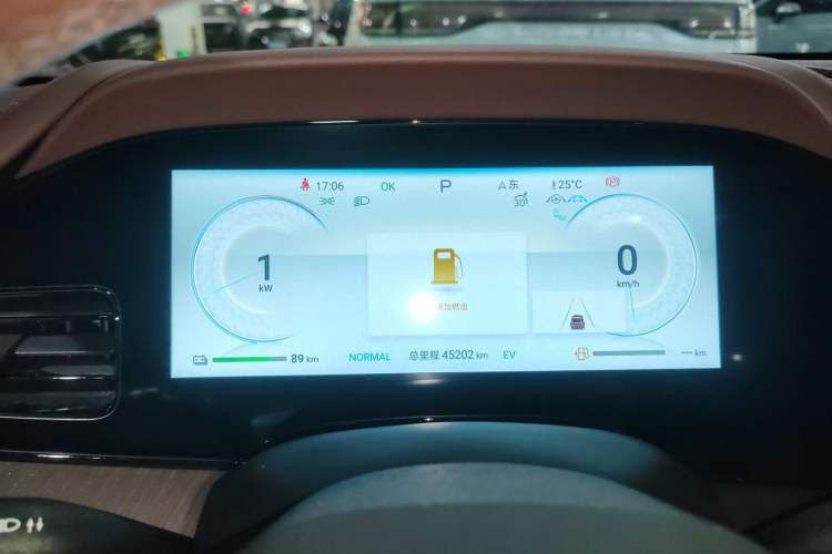 Used BYD Seal 2023 DM-i 1.5T 121km Flagship Model
