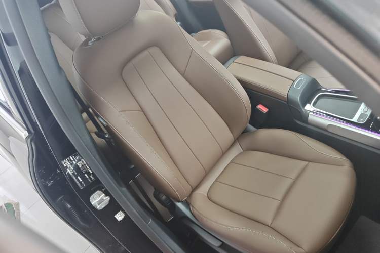 Used Mercedes-Benz GLB 2024 Refresh GLB 220 Dynamic Edition