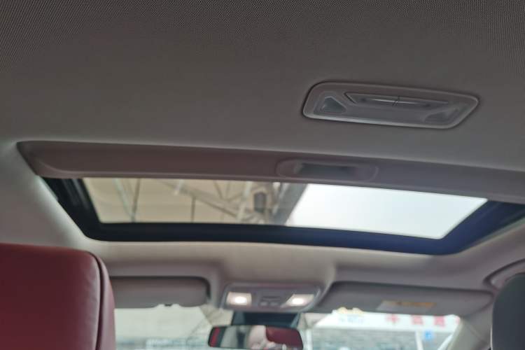 Used Changan Eado 2019 Blue Whale Edition 280T GDI DCT Light-Speed Model
