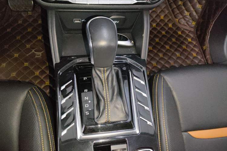 Used Bestune T77 2019 230 TID Automatic Luxury Version National V
