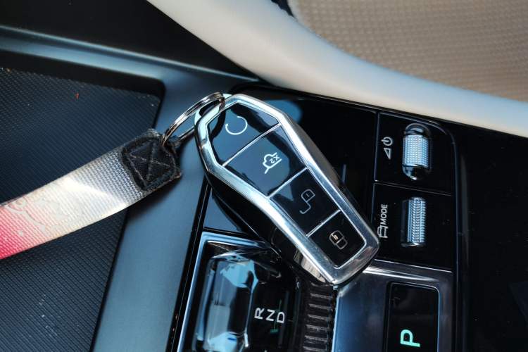 Used BYD Song PLUS New Energy 2024 Honor Edition EV 520km Luxury Model
