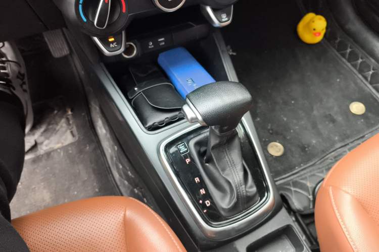 Used Kia KX Cross 2017 1.4L AT GLS
