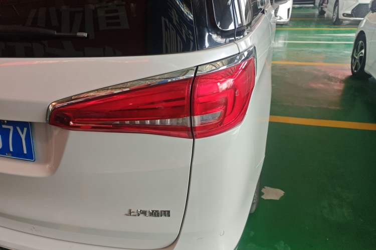 Used Buick GL8 2017 ES 28T Comfort Model China V Standard
