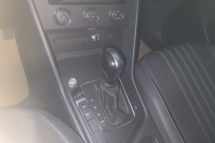 Used Volkswagen Tiguan L 2022 330TSI Automatic Two-Wheel Drive Comfort Edition