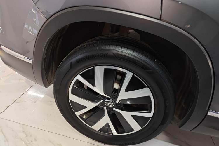 Used Volkswagen Tayron 2023 330TSI Two-Wheel-Drive Luxury Plus Advanced Version