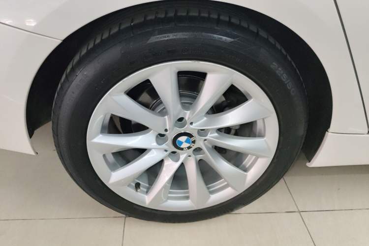 Used BMW 3 Series GT 2018 320i Sport Edition
