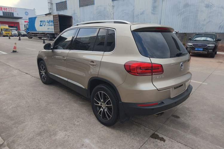 Used Volkswagen Tiguan L 2015 1.8TSI Automatic All-Wheel-Drive Luxury Model