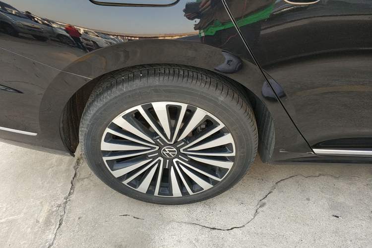 Used Volkswagen Passat 2021 330TSI Luxury Edition
