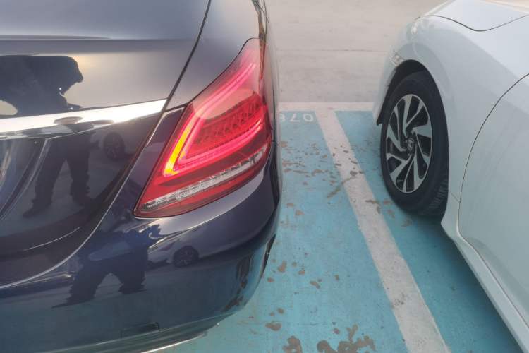 Used Mercedes-Benz C-Class 2019 C 180 L Fashion Edition Sport Version
