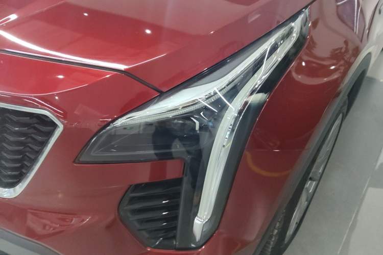 Used Cadillac XT4 2022 28T Four-Wheel Drive Platinum Edition
