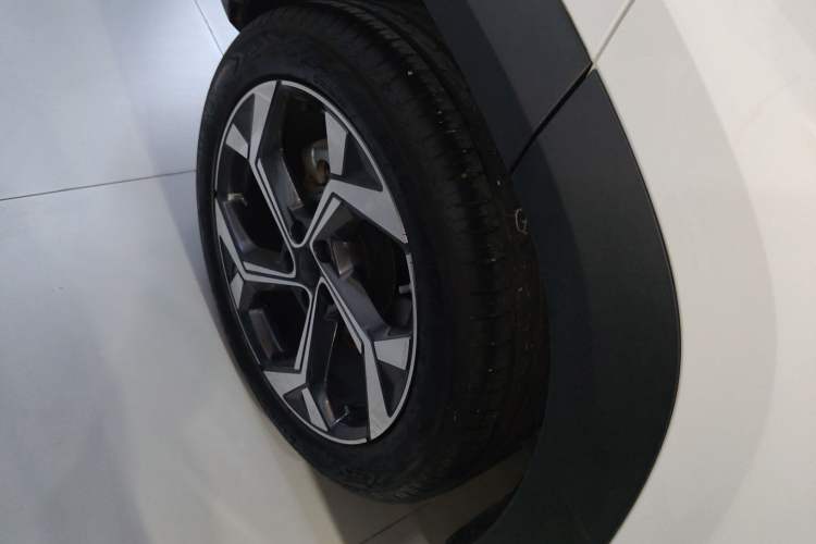 Used Geely Auto FX11 2023 1.5TD DCT Prestige Edition