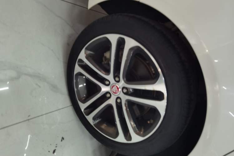 Used Jaguar XEL 2020 2.0T 200 PS R-DYNAMIC S Advanced Sport Edition
