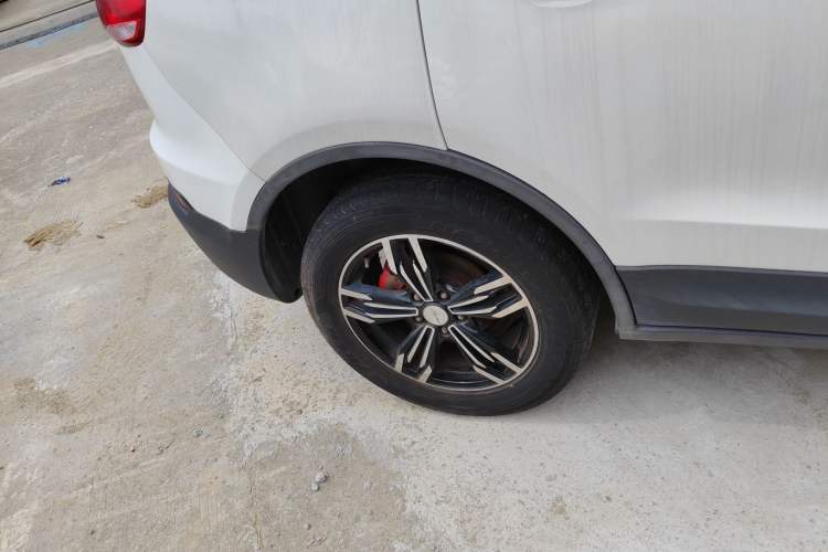 Used Zotye Domy X5 2017 Platinum Edition 1.5T Manual Luxury Model
