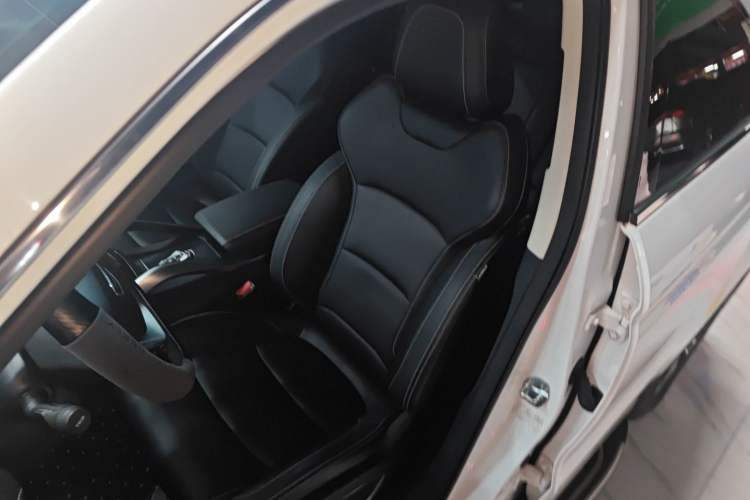 Used Geely Auto Emgrand X7 Sport 2020 1.8TD DCT Smart PRO
