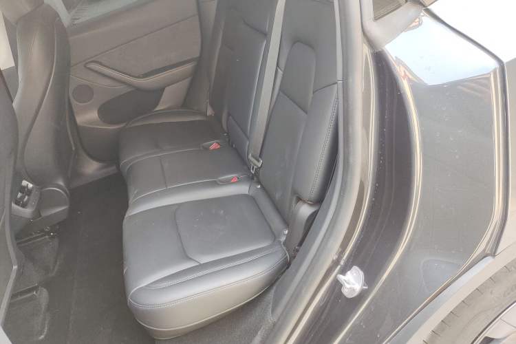 Used Tesla Model Y 2024 Rear-Wheel-Drive Version
