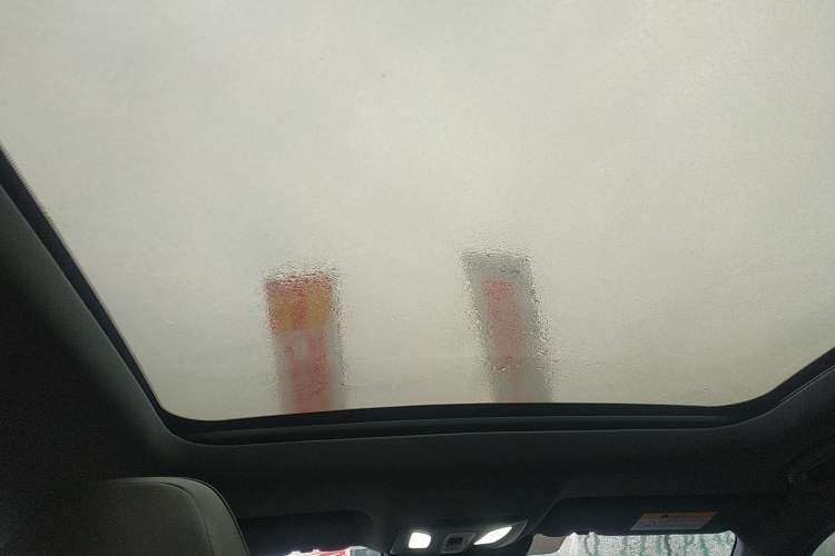 Used Changan UNI-V 2023 1.5T Prestige Model
