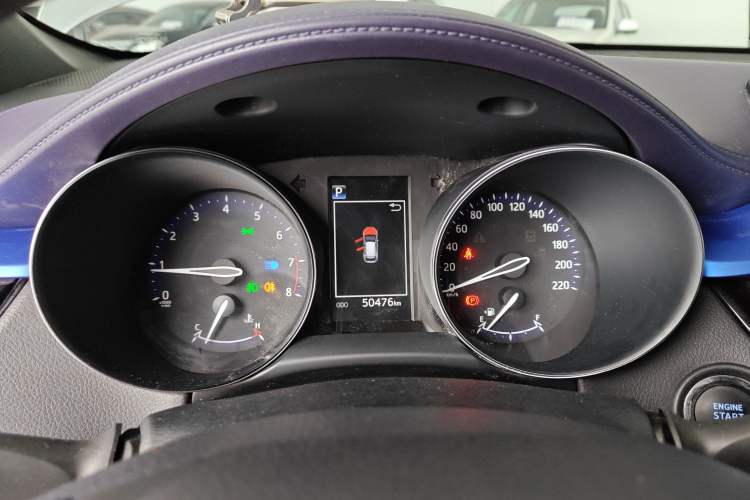 Used Toyota IZOA 2018 2.0L Yichi Version China VI Standard
