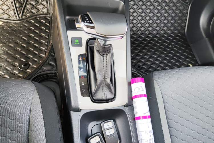 Used Honda Fit 2022 1.5L CVT Trendy Sunroof Edition