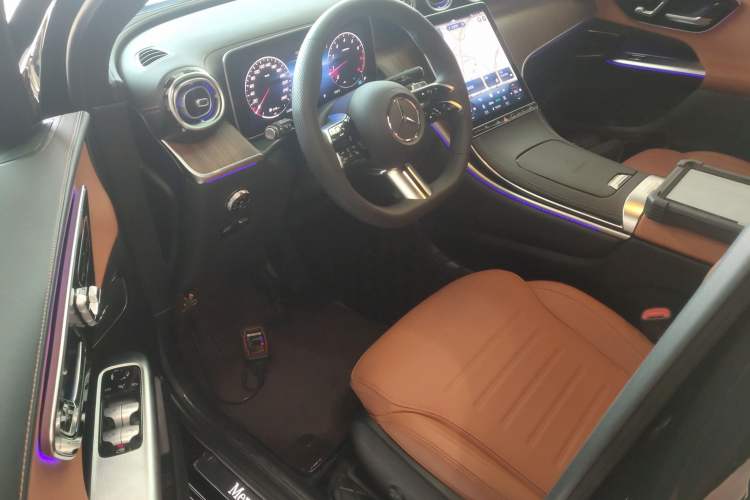 Used Mercedes-Benz GLC 2023 Refreshed GLC 300 L 4MATIC Dynamic Edition 5 Seats