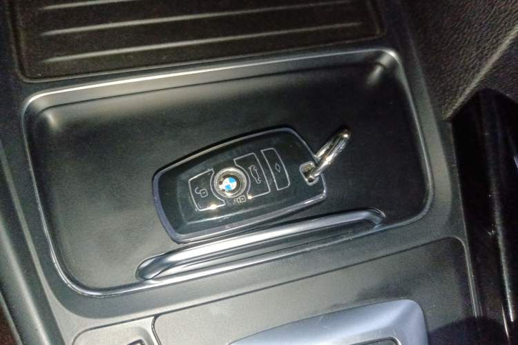 Used BMW 3 Series 2019 320Li Fashion Model
