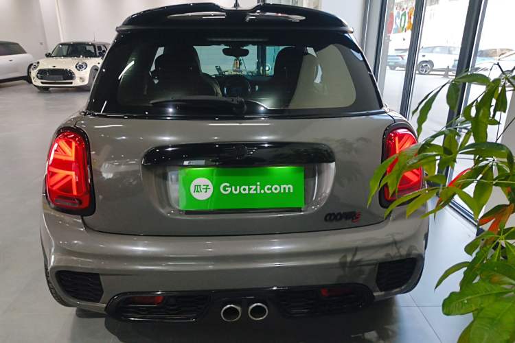 Used  MINI 2018 2.0T COOPER S Racing Driver