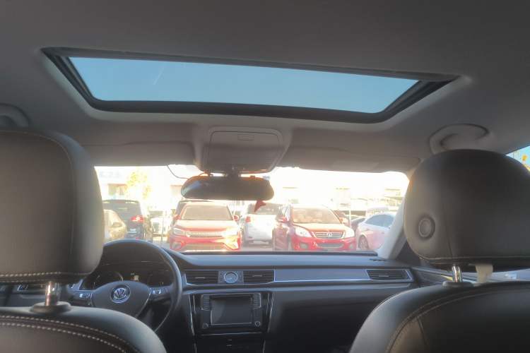 Used Volkswagen Passat 2017 330TSI DSG Prestige Edition
