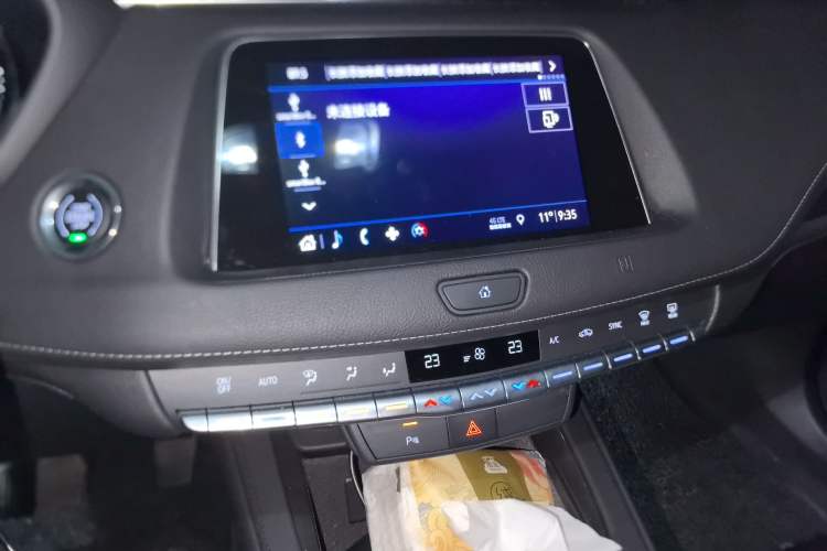 Used Cadillac XT4 2018 28T Two-Wheel Drive Tech Version
