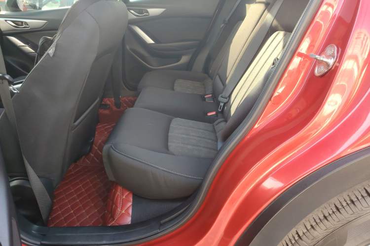 Used Mazda CX-4 2018 2.0L Automatic Two-Wheel Drive Blue Sky Dynamic Version China VI Standard
