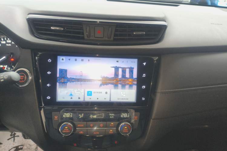 Used Nissan X-Trail 2023 Classic 2.0L Two-Wheel Drive Smart Connect Premium Edition
