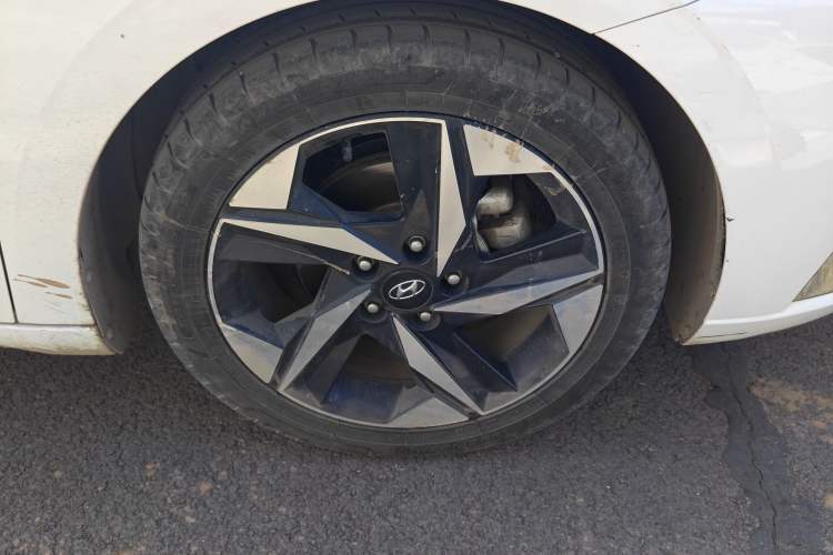 Used Hyundai Elantra 2022 1.5L CVT LUX Prestige Edition