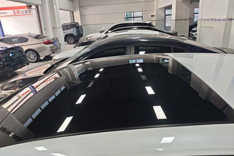 Used Volkswagen Golf 2023 Facelift 280TSI DSG R-Line Lite