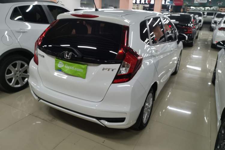 Used Honda Fit 2018 1.5L CVT Comfort Sunroof Version
