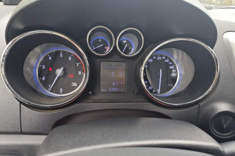 Used Changan CS35 2016 1.6L Manual Luxury Model China IV Standard