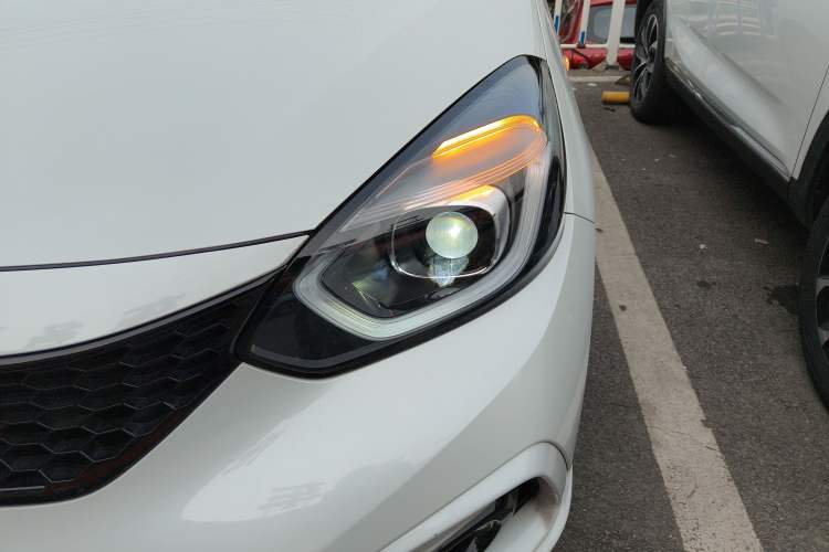 Used Honda LIFE 2021 1.5L CVT SPO-SS Dynamic Edition
