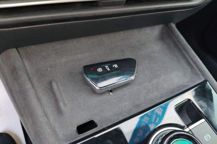 Used Volkswagen Tiguan L 2024 PRO 380TSI Four-Wheel Drive R-Line Prestige Edition
