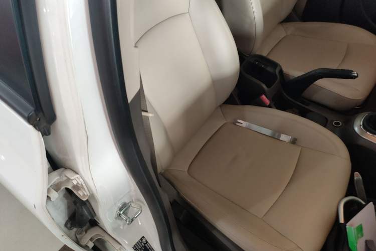 Used Chevrolet Cruze 2015 1.5L Classic SL MT
