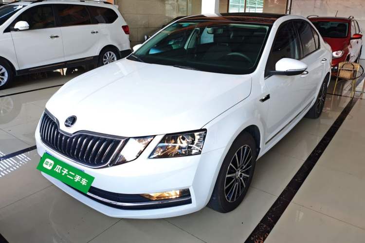 Used Skoda Octavia 2019 TSI230 DSG Luxury Edition
